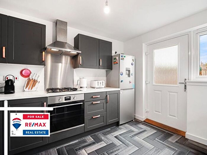 3 Bedroom Semi-Detached House For Sale In Comitis Road, West Calder, EH55