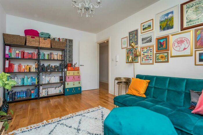 1 Bedroom Flat To Rent In Robert Street, Brighton, BN1