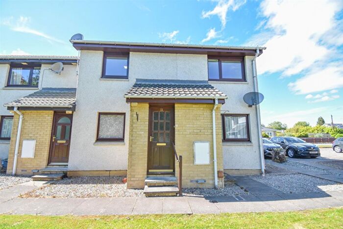 2 Bedroom Flat For Sale In Lodge Park, Inverness, IV2