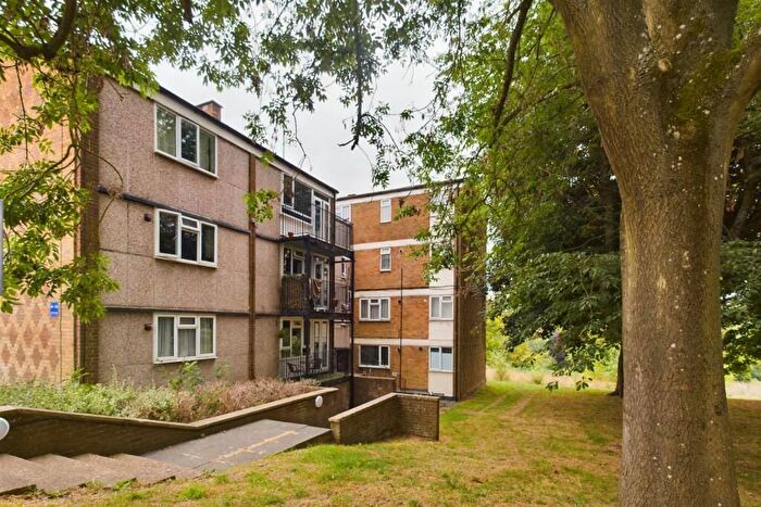 1 Bedroom Flat To Rent In Wood View, Hemel Hempstead, HP1