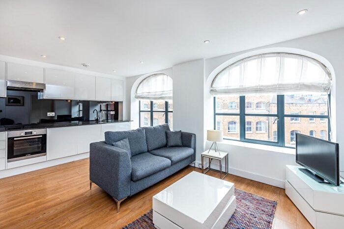 1 Bedroom Apartment To Rent In Flat, Godolus House, Commercial Street, London, E1