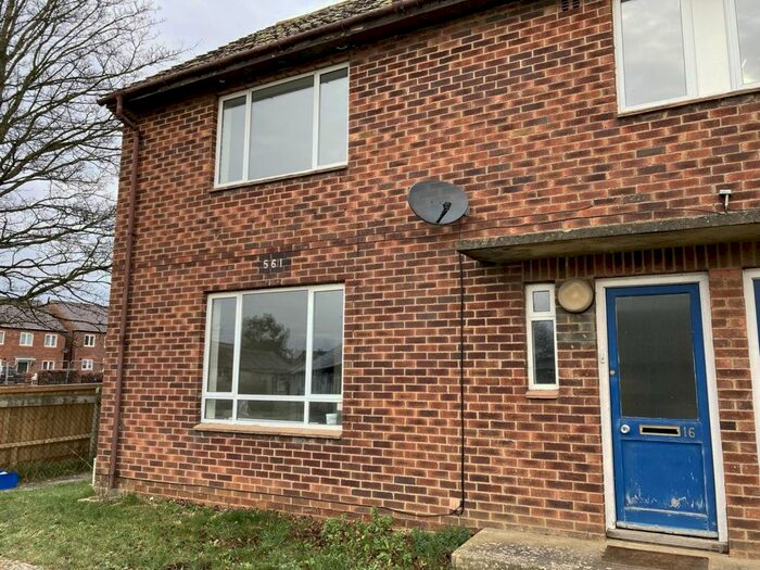 2 Bedroom Semi-Detached House To Rent In Roper Road, Bicester, Oxfordshire OX25