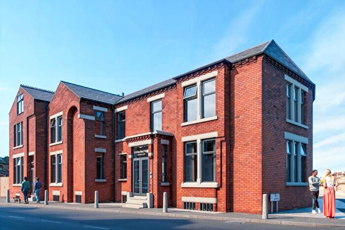 2 Bedroom Flat For Sale In Barrfield Place, Barrfield Road, Salford, M6