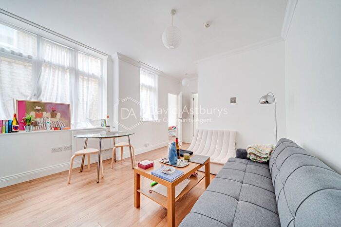 2 Bedroom Flat To Rent In Mazenod Avenue, Hampstead, London, NW6