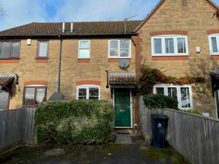 2 Bedroom Property To Rent In Mampitts Road, Shaftesbury, SP7