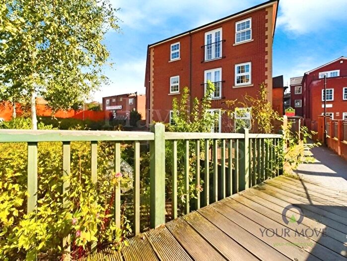 1 Bedroom Flat To Rent In Worcester Road, Bromsgrove, Worcestershire, B61