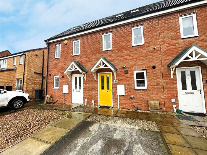 3 Bedroom Terraced House For Sale In Fir Tree Close, Selby, YO8