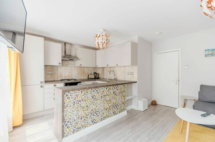 1 Bedroom Flat To Rent In Dorset Street, Marylebone, London, W1U