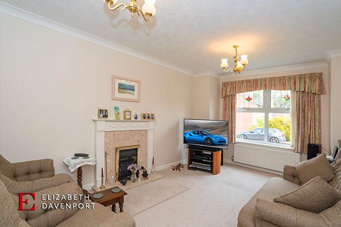 4 Bedroom Detached House For Sale In Greenland Court, Coventry, CV5