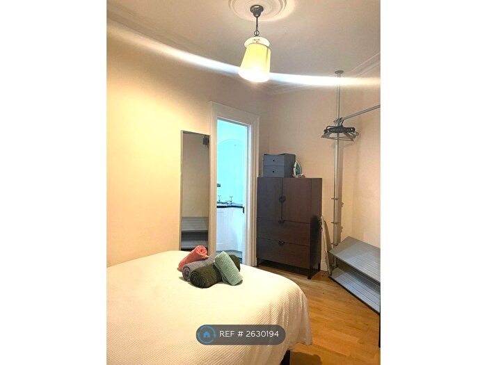 1 Bedroom Flat To Rent In Craven Street, London, WC2N