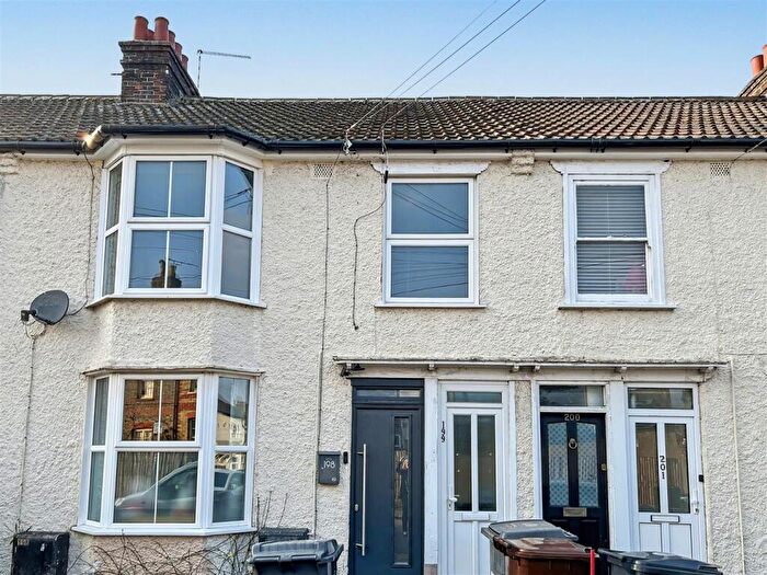 2 Bedroom Flat To Rent In Upper Bridge Road, Chelmsford, CM2