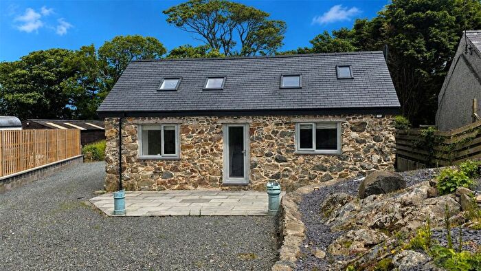 3 Bedroom Barn Conversion For Sale In Tyn Lon, Holyhead, Isle Of Anglesey, LL65