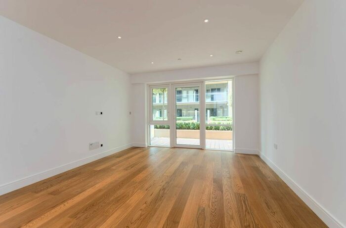 1 Bedroom Flat To Rent In Dickens Yard, Ealing Broadway, London, W5