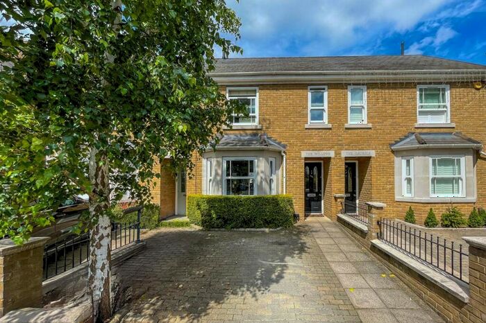 4 Bedroom House To Rent In Cotterill Road, Surbiton, KT6