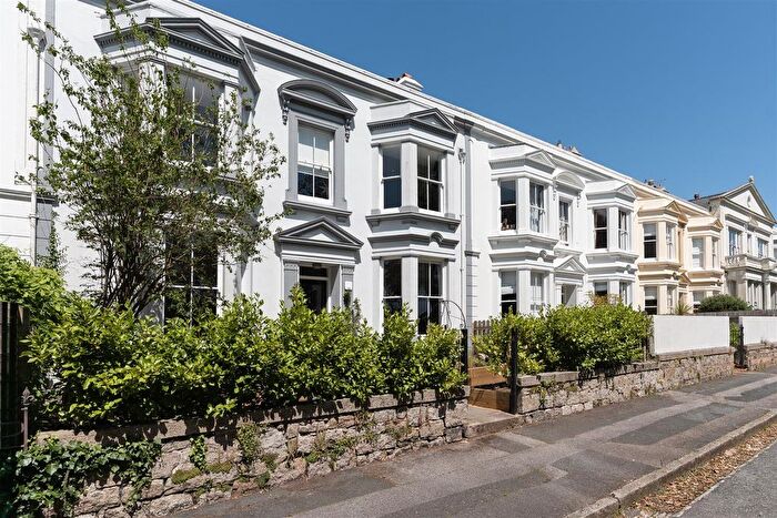5 Bedroom Terraced House For Sale In Cambridge Place, Falmouth, TR11
