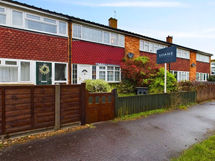 3 Bedroom Terraced House For Sale In Coniston Walk, Fareham, PO14
