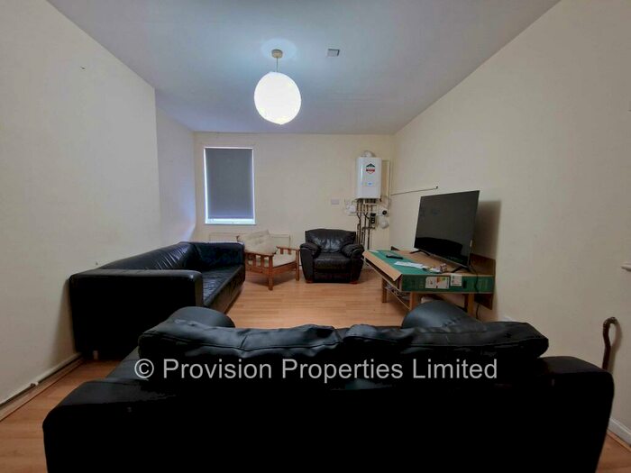 2 Bedroom Flat To Rent In Royal Park Terrace, Hyde Leeds, LS6