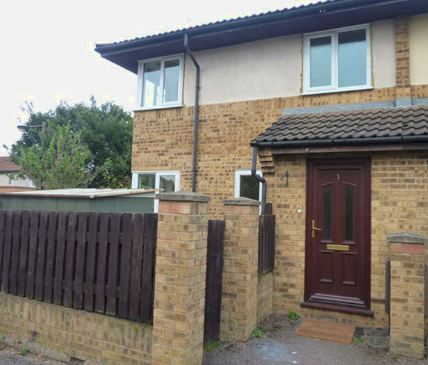 2 Bedroom Terraced House To Rent In Hepleswell, Two Mile Ash, Milton Keynes, MK8