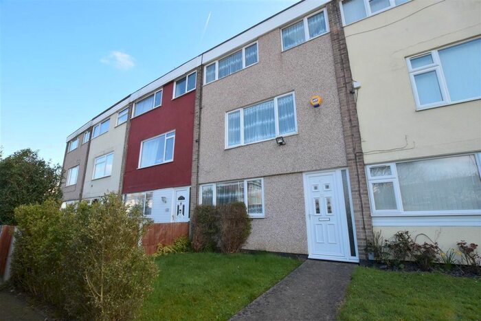3 Bedroom Terraced House To Rent In Beehive Lane, Basildon, SS14