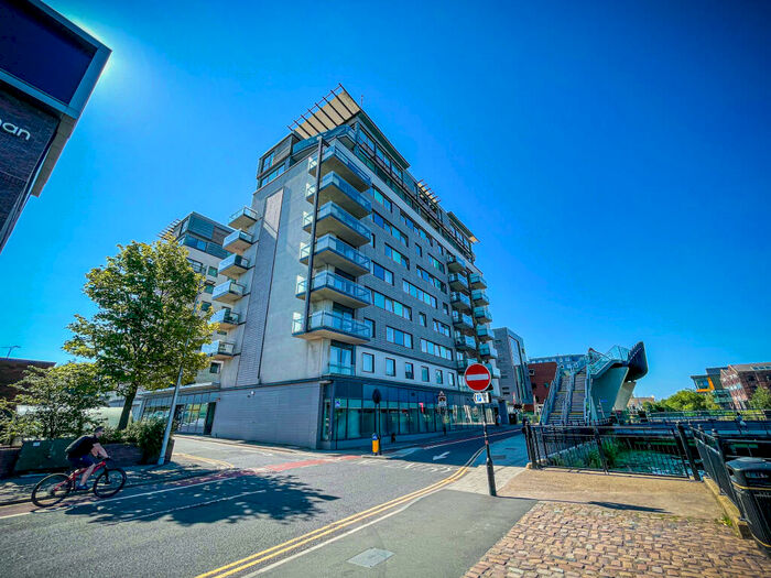 2 Bedroom Apartment To Rent In Witham Wharf, Brayford Street, Lincoln, LN5
