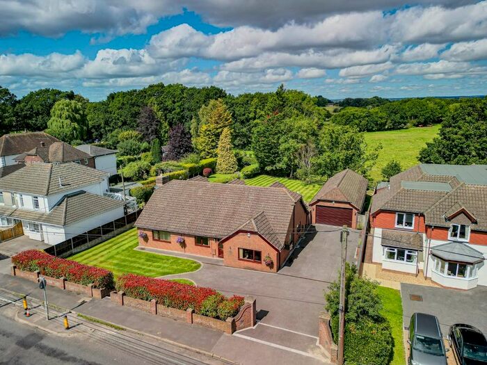 4 Bedroom Detached House To Rent In Moorgreen Road, West End, Southampton, SO30