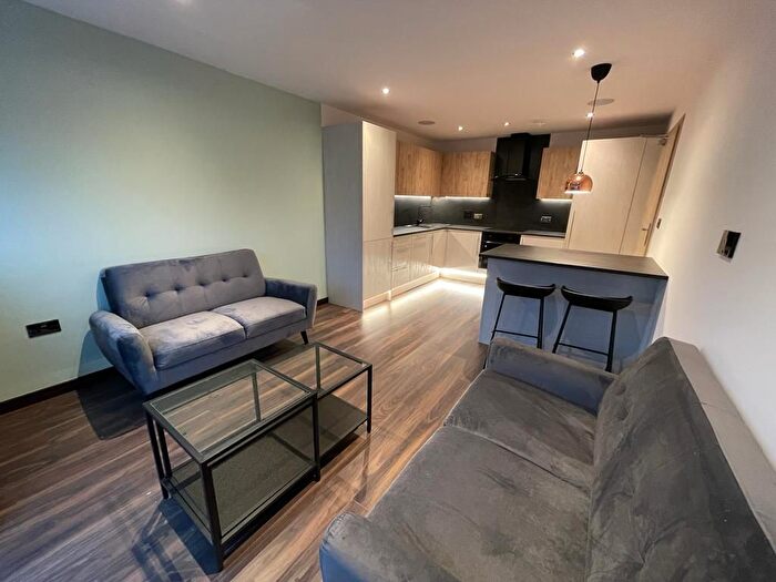 2 Bedroom Flat To Rent In Silvester Street, City Centre, Hull, HU1