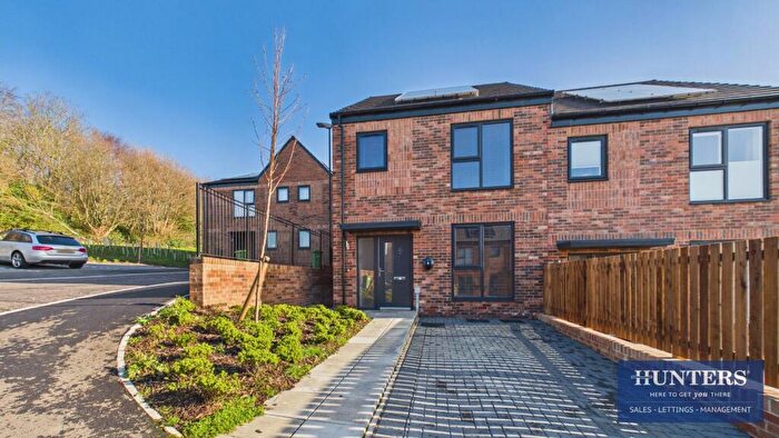 3 Bedroom Semi Detached House For Sale In Blaydon Avenue, Sunderland, SR5