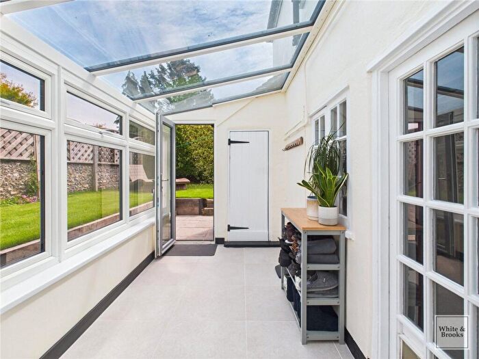 2 Bedroom Detached House For Sale In North Street, Westbourne, PO10