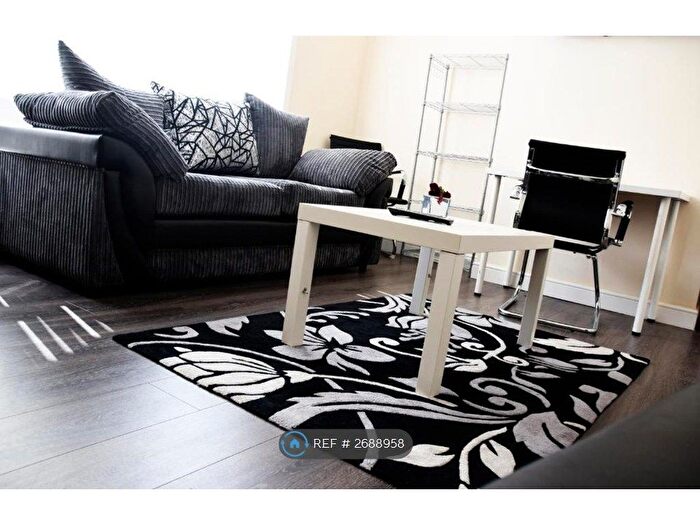 2 Bedroom Flat To Rent In Belgrave Gate, Leicester, LE1