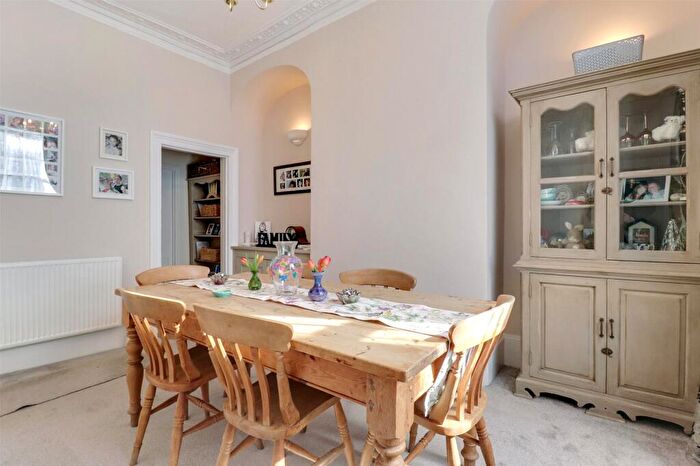 5 Bedroom Terraced House For Sale In Buttgarden Street, Bideford, Devon, EX39