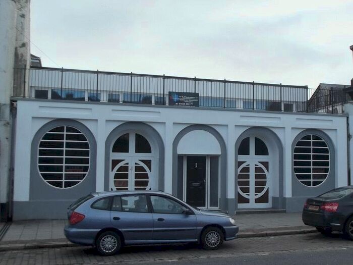 2 Bedroom Flat To Rent In Union Street, Stonehouse, Plymouth, PL1