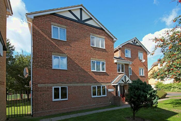 1 Bedroom Flat To Rent In Heathfield Drive, Mitcham CR4