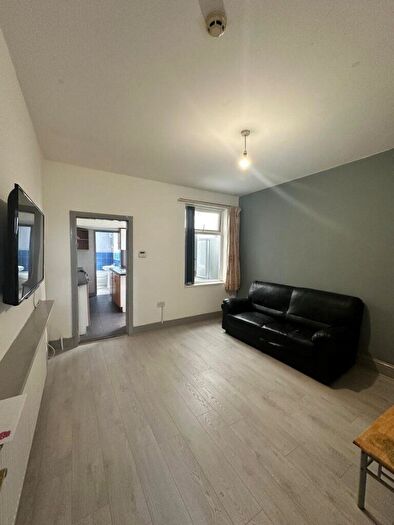 6 Bedroom Terraced House To Rent In Rookery Road, Birmingham, B29