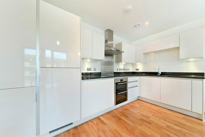 2 Bedroom Flat To Rent In Bugle House, Larkwood Avenue, London, SE10