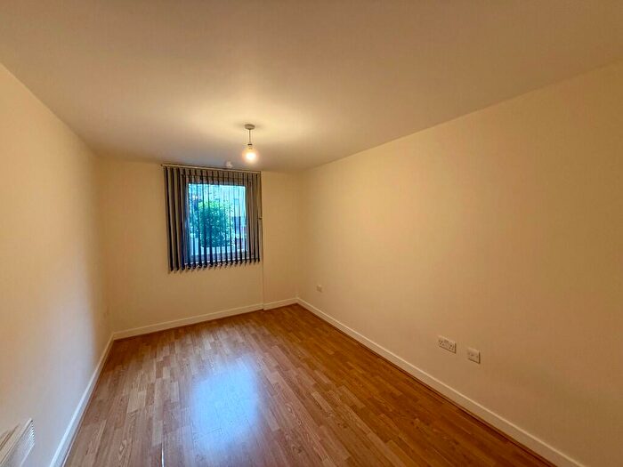 2 Bedroom Apartment To Rent In The Quartz, Hall Street, Birmingham, B18