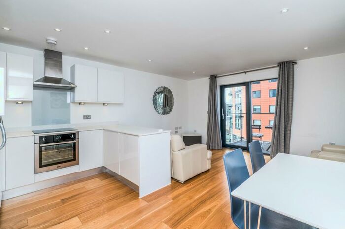 2 Bedroom Apartment To Rent In The Blake Building, Ocean Village, Southampton, SO14