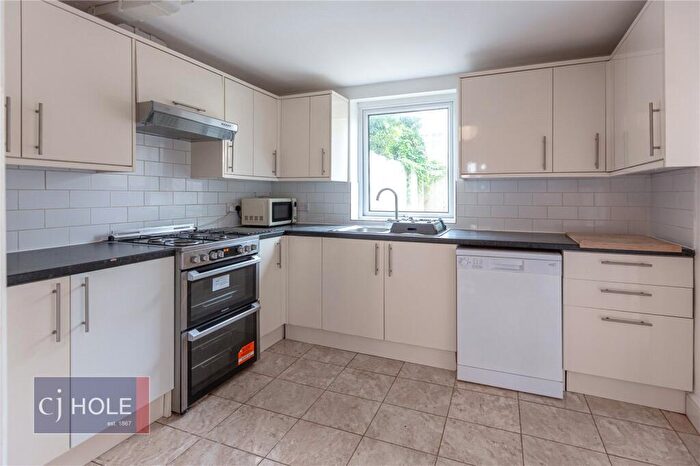 6 Bedroom Terraced House To Rent In Brentry Road, Fishponds, Bristol, BS16