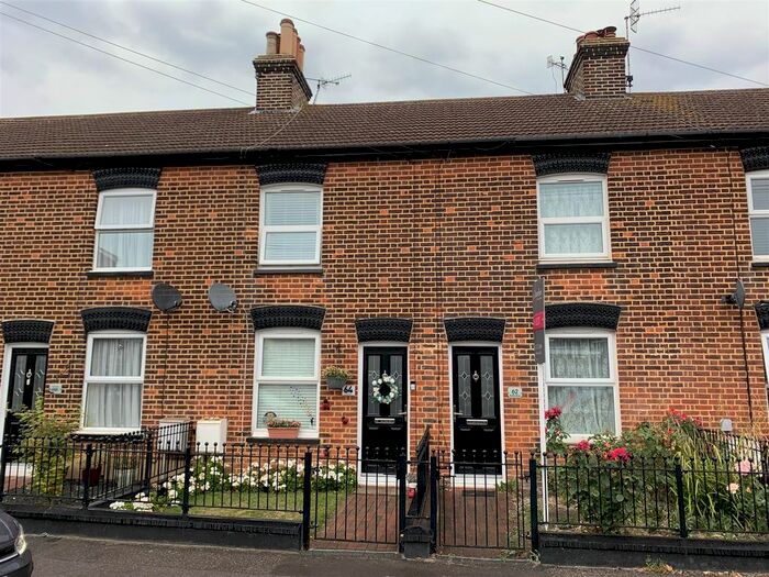 2 Bedroom Property To Rent In Barden Road, Tonbridge, TN9