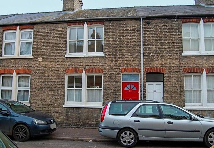 2 Bedroom Terraced House To Rent In Thoday Street, Cambridge, CB1