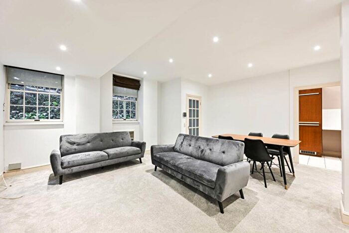 2 Bedroom Flat For Sale In Circus Road, St John's Wood, London, NW8