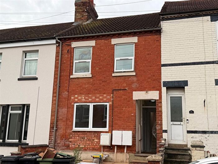 3 Bedroom Property To Rent In Palk Road, Wellingborough, NN8