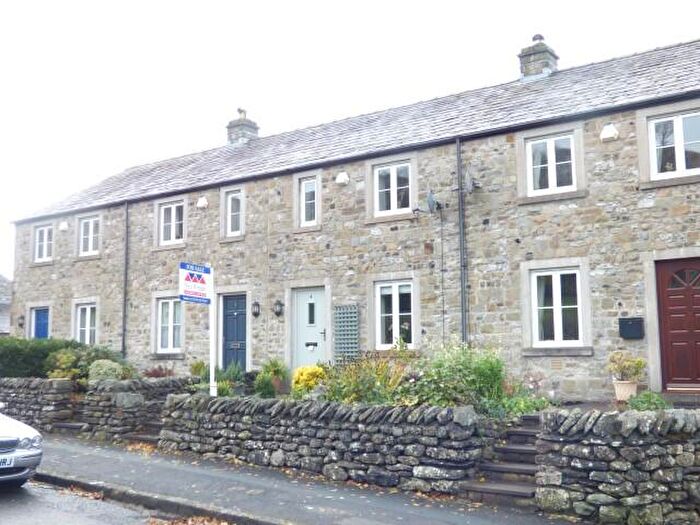 2 Bedroom Terraced House For Sale In Brook House Croft, Stainforth, BD24