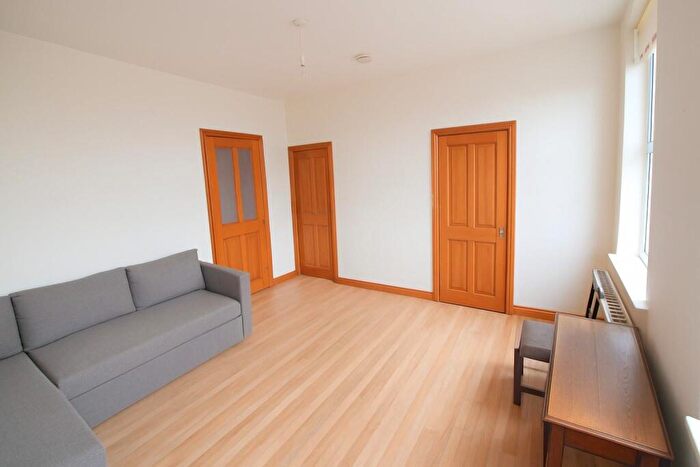 1 Bedroom Apartment To Rent In Elm Avenue, Nottingham, NG3