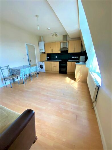 1 Bedroom Flat To Rent In Westbury Avenue, London, N22