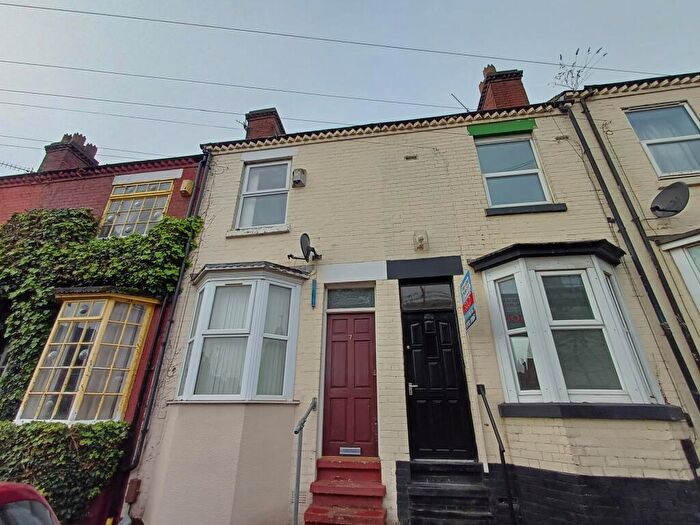 2 Bedroom House To Rent In Floyd Street, Stoke-on-trent, ST4