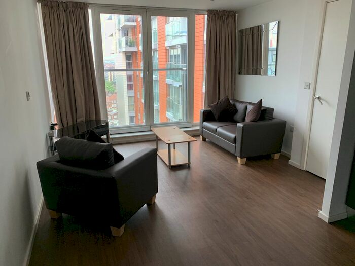 2 Bedroom Flat To Rent In Western Gateway, Docklands, London, E16