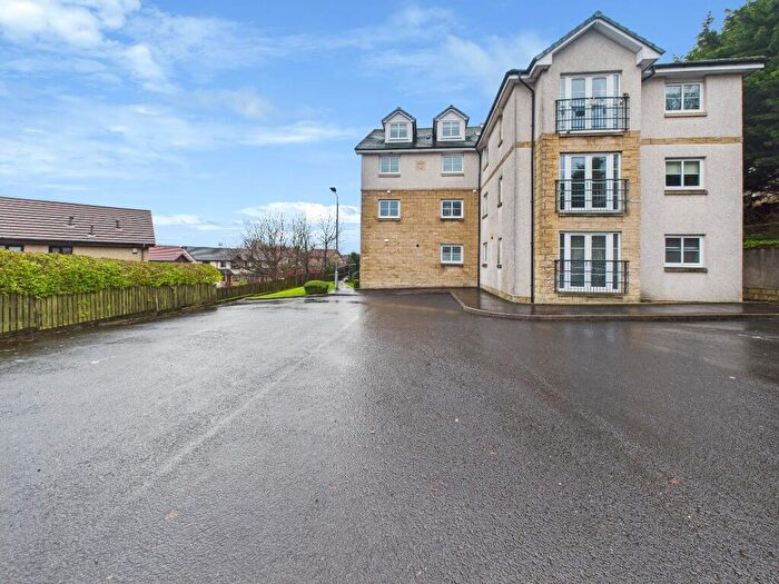 3 Bedroom Flat To Rent In Stewartfield Grove, East Kilbride, South Lanarkshire, G74