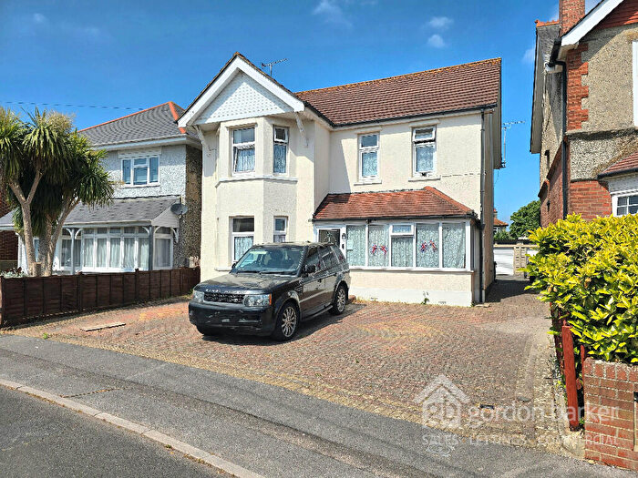 4 Bedroom Detached House For Sale In Strouden Road, Bournemouth, Dorset, BH9