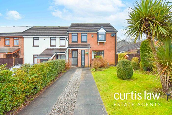 3 Bedroom End Of Terrace House For Sale In Leopold Way, Blackburn, BB2