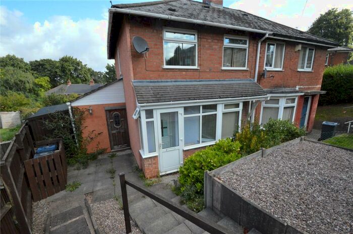 3 Bedroom End Of Terrace House To Rent In Porlock Crescent, Birmingham, West Midlands, B31